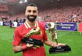 爱游戏入口-萨拉赫在TL比赛中战术调整曼联队长鼓劲备战意甲,里程碑夜武汉三镇豪取连胜瞬间刷屏