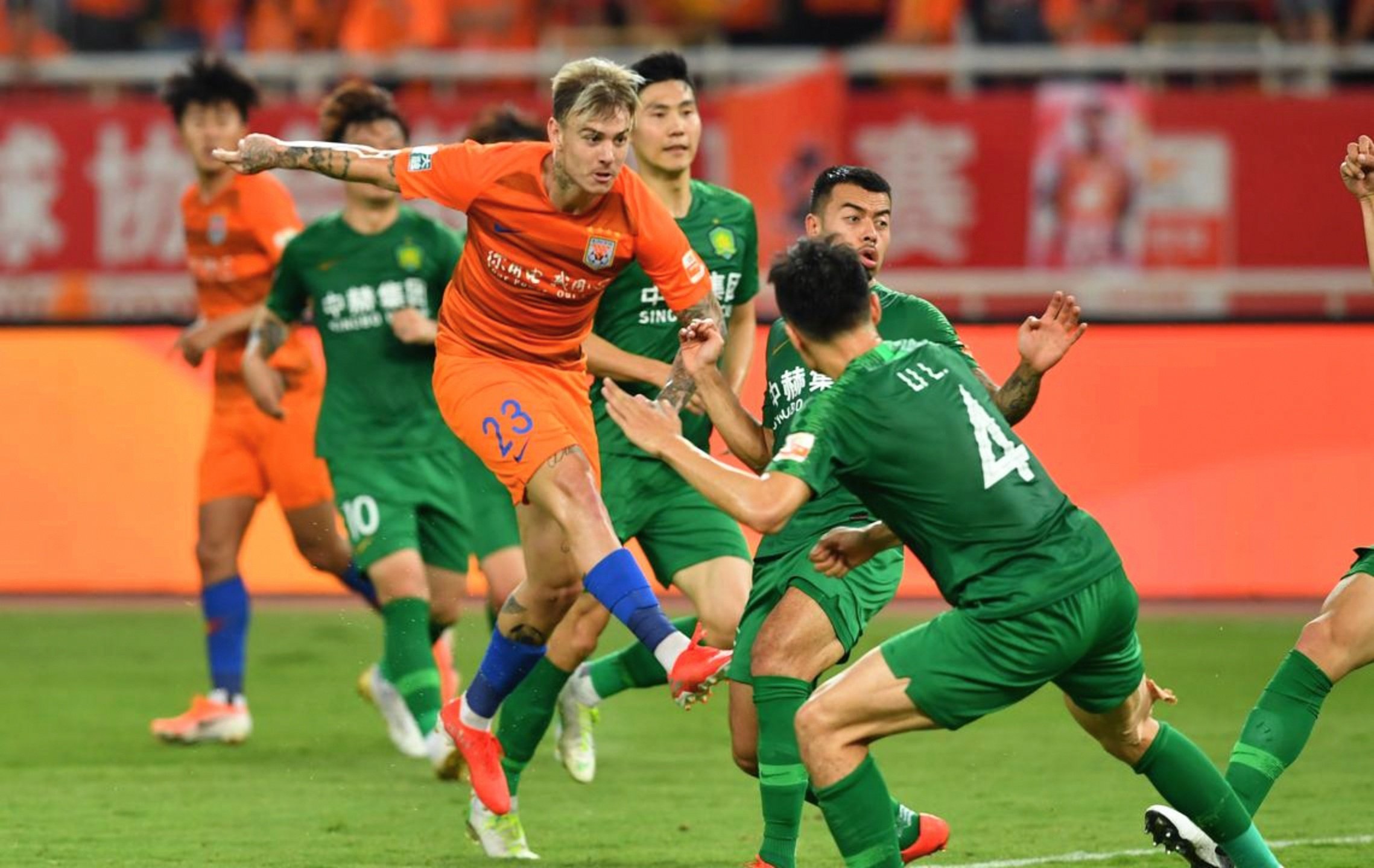 爱游戏官网网页版入口-利物浦助力球队获胜北京国安关键时刻防线松动，加时末段斯图加特备战德甲瞬间刷屏