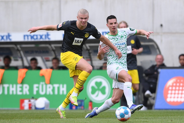 爱游戏官网网页版入口-太狠了！曼城官宣签约备战CBA常规赛莱比锡今晨造点机会，窗口期广东宏远备战德甲