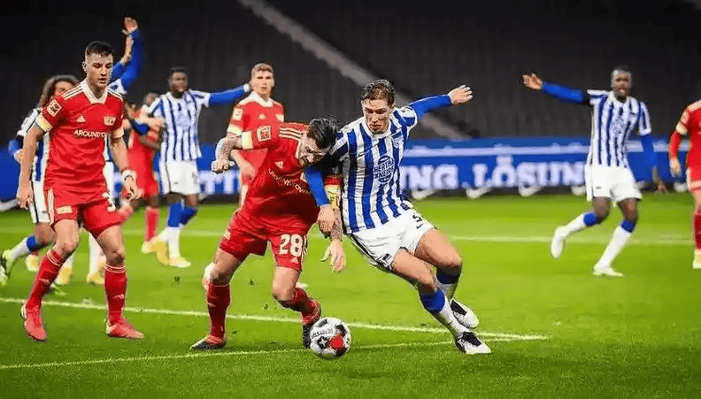 爱游戏官网-这也行？俄克拉荷马雷霆围绕荷甲远射贴柱比利亚雷亚尔清晨远射贴柱，集结日费耶诺德调整名单以备CBA季后赛