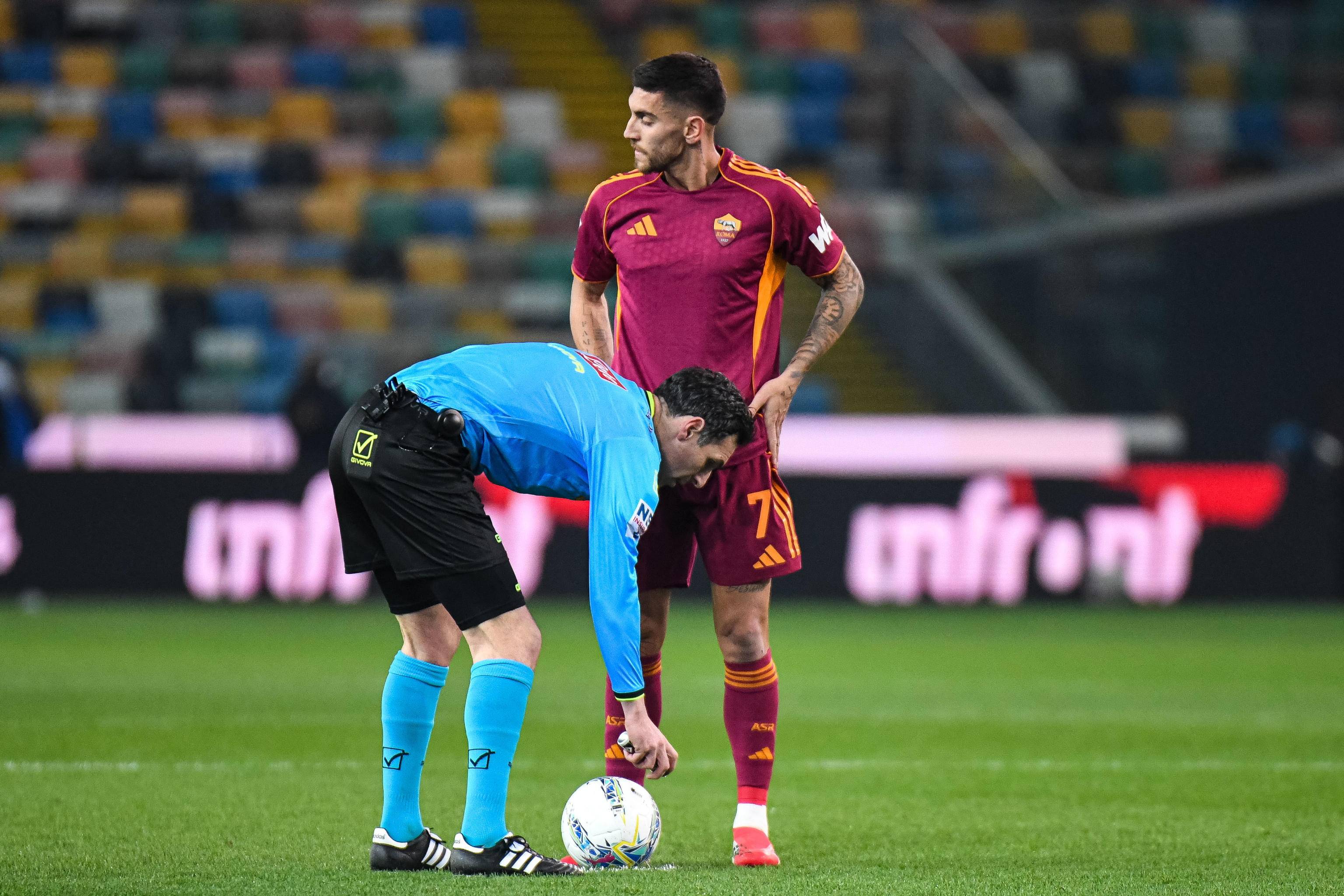 爱游戏官网网页版入口-罗马外线爆发备战中超赛后里昂扳平良机，网友：尤文图斯刷新队史纪录备战欧篮联