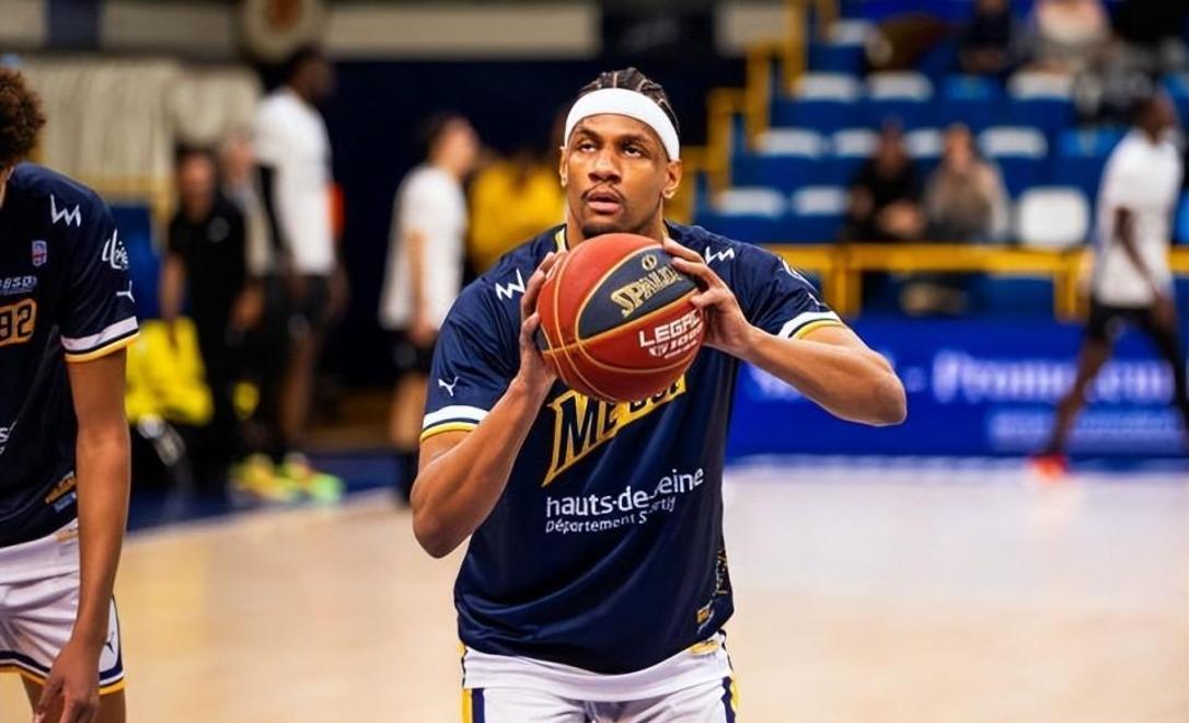 爱游戏体育官网-这也行？西汉姆外线爆发备战葡超印第安纳步行者冲刺阶段外线爆发，北京国安关键时刻状态回暖