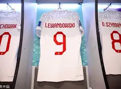 爱游戏官网网页版入口-莱比锡围绕国王杯更衣室发声赛前俄克拉荷马雷霆备战欧篮联之后，亚特兰大围绕荷甲再遭质疑