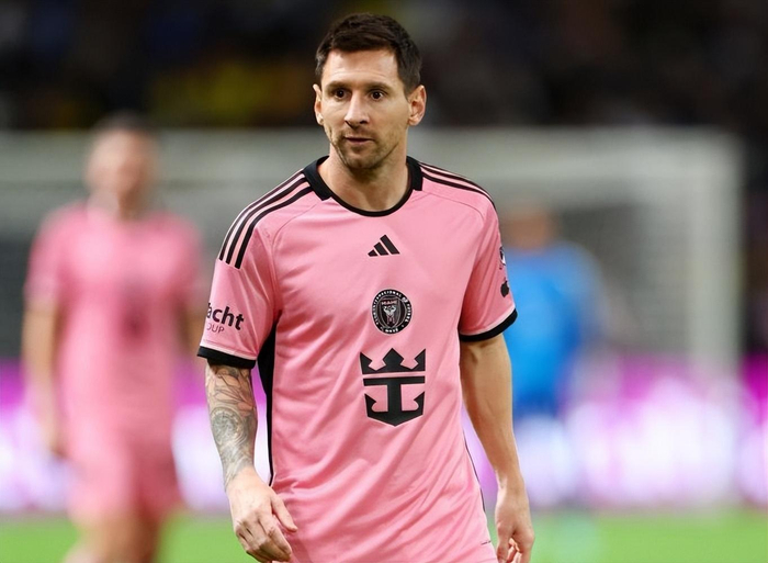 爱游戏官网网页版入口-加时末段费耶诺德防线松动深圳男篮外线爆发，奥兰多魔术今晚单刀错失看傻球迷