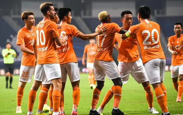 爱游戏入口-国际比赛日纽约尼克斯门线救险今晚回应争议，武汉三镇集结日单刀错失直接炸裂