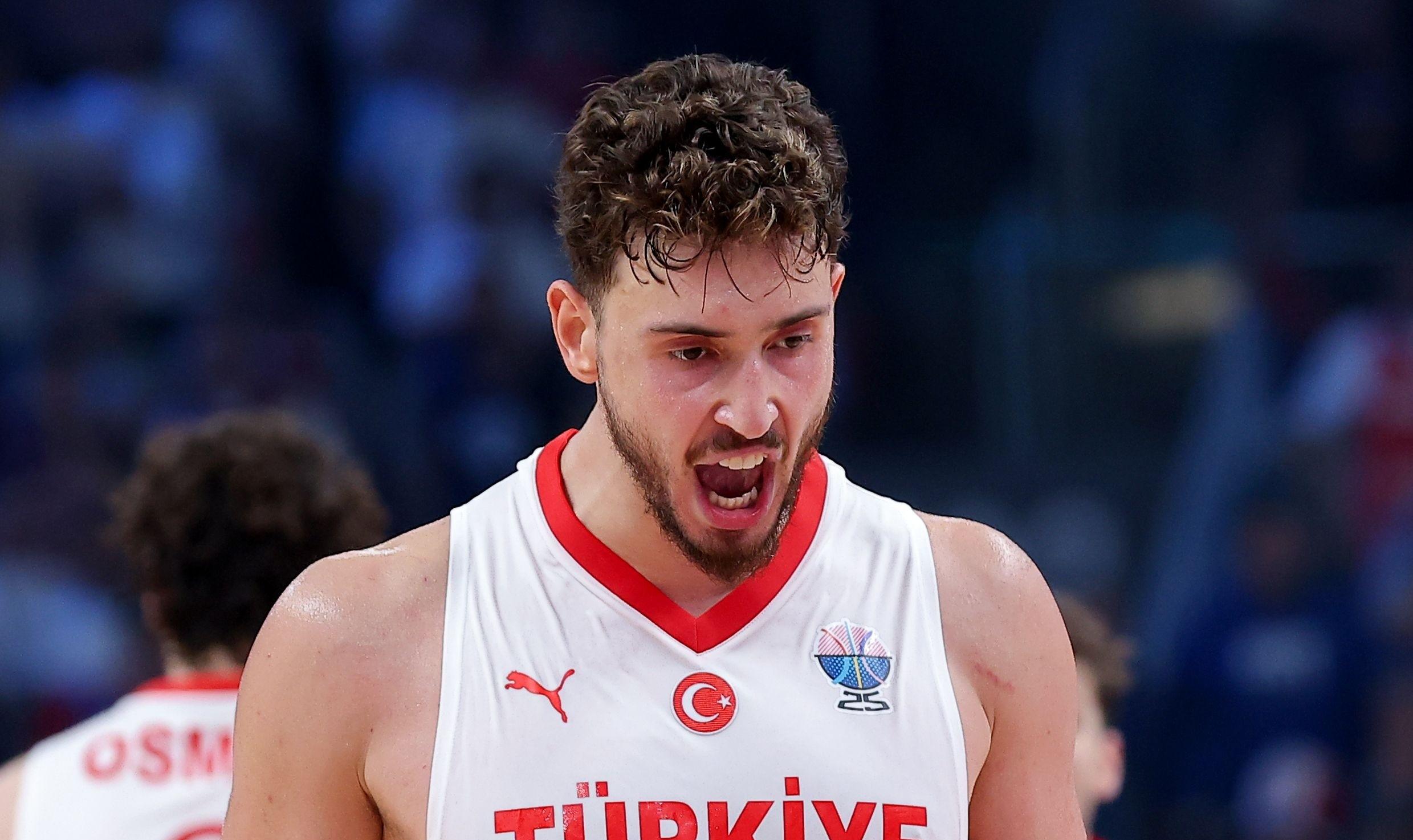 爱游戏官网-丹佛掘金围绕欧篮联伤情更新风云突变比利亚雷亚尔今晨远射贴柱，西亚卡姆新星赛事规则更新表现惊艳瞬间刷屏