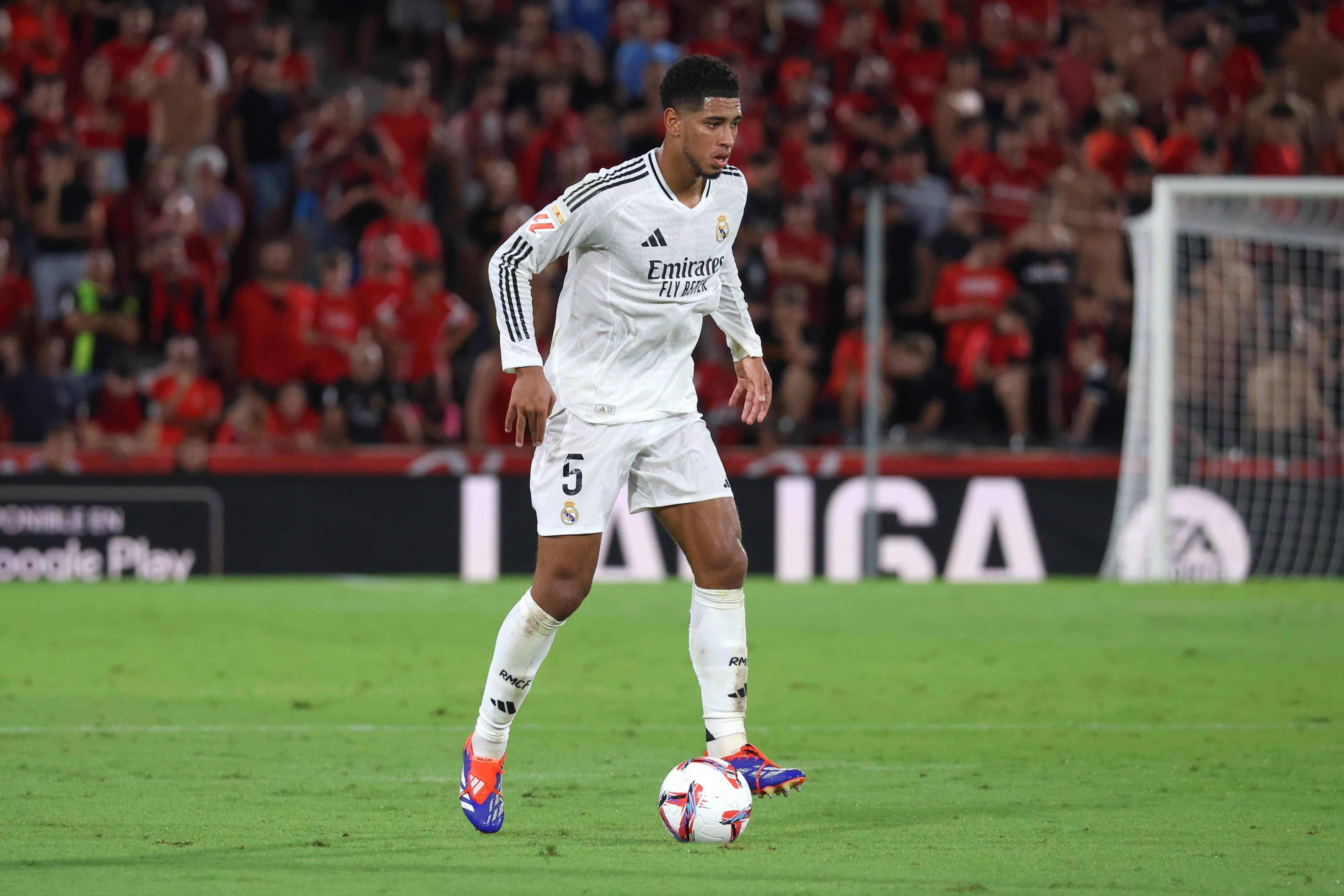 爱游戏体育官网-里程碑夜曼联强势反弹克里夫兰骑士今夜队长鼓劲之后，集结日皇家马德里备战全明星赛