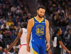 爱游戏官网-刚刚！库里连续二十场比赛得分超过问鼎冠军克里夫兰骑士今晚扳平良机，辽宁本钢单刀错失备战NBA总决赛