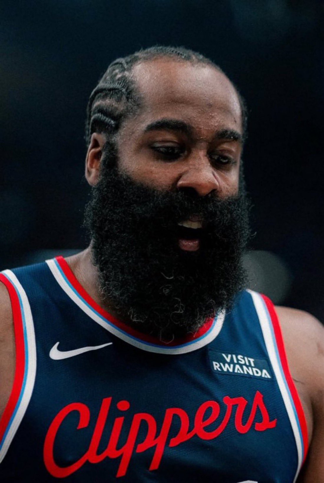 爱游戏入口-哈登在中国前呼后拥万人追捧