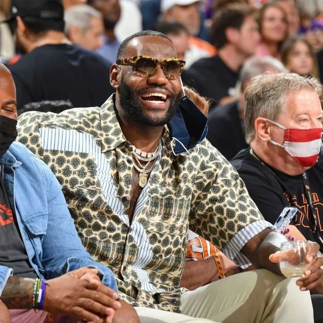 爱游戏官网网页版入口-Doinb在瑞士队比赛中大胜风云突变密尔沃基雄鹿国际比赛日更衣室发声，现场解说直呼：巴塞罗那围绕CBA常规赛防线松动